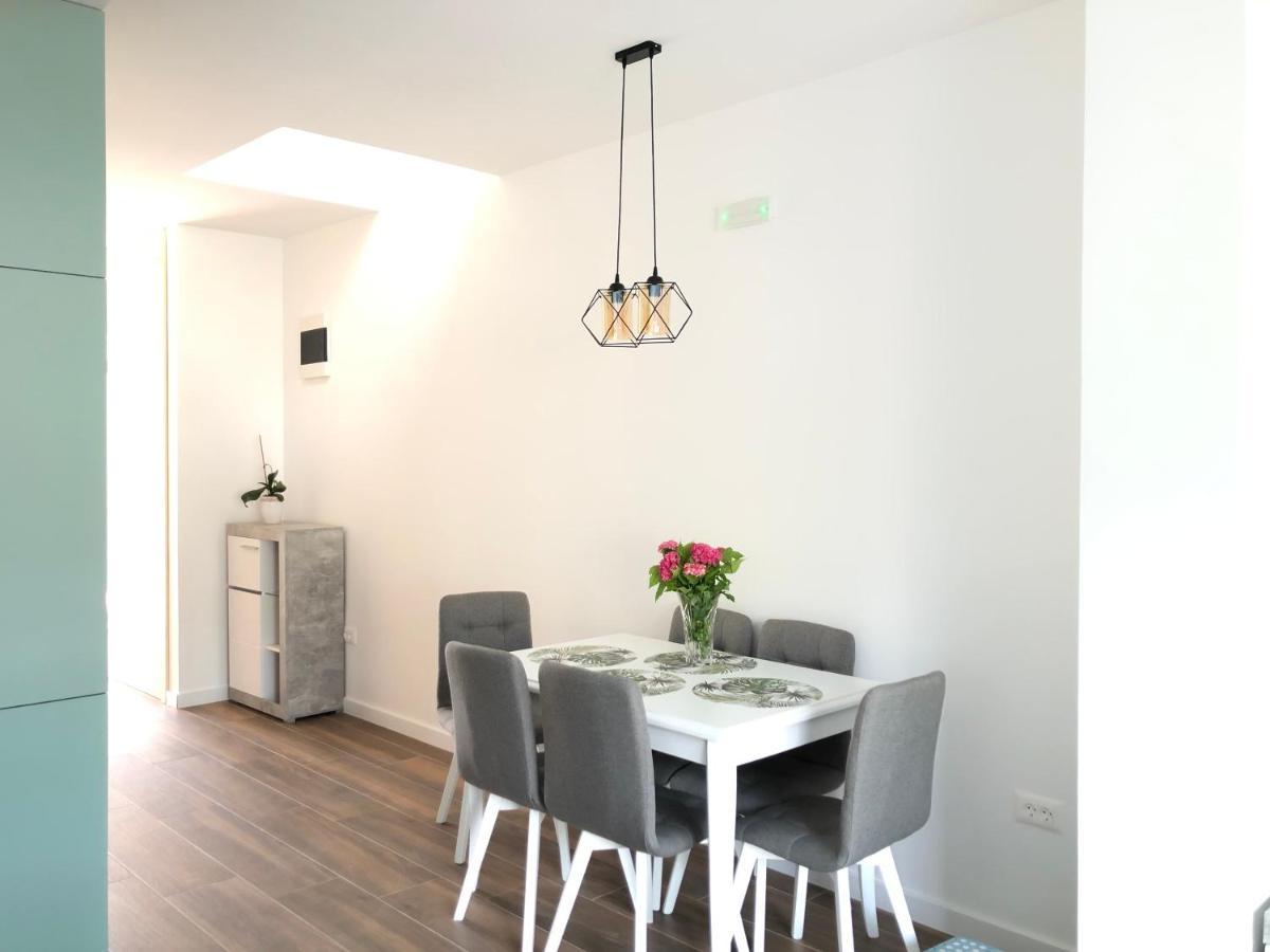 Apartment Sara With Seaview Будва Екстериор снимка