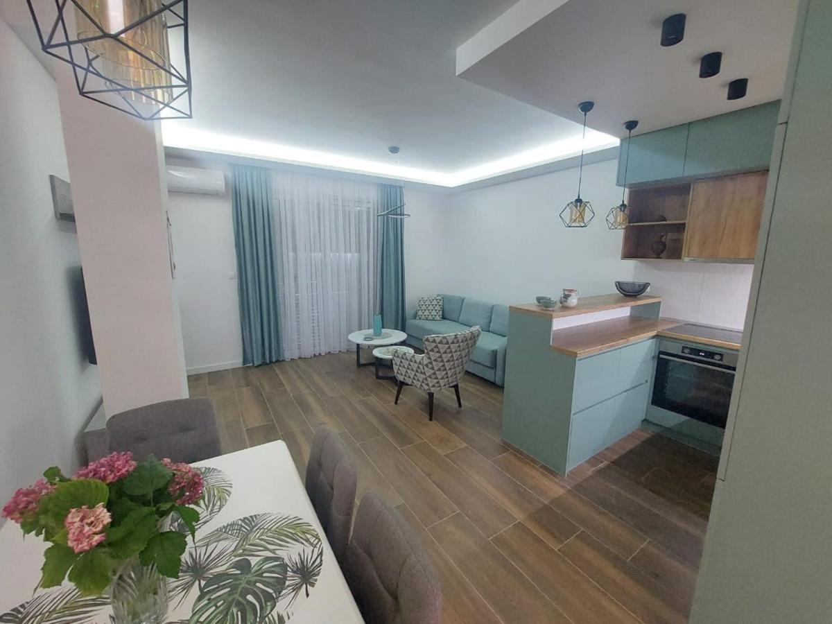 Apartment Sara With Seaview Будва Екстериор снимка